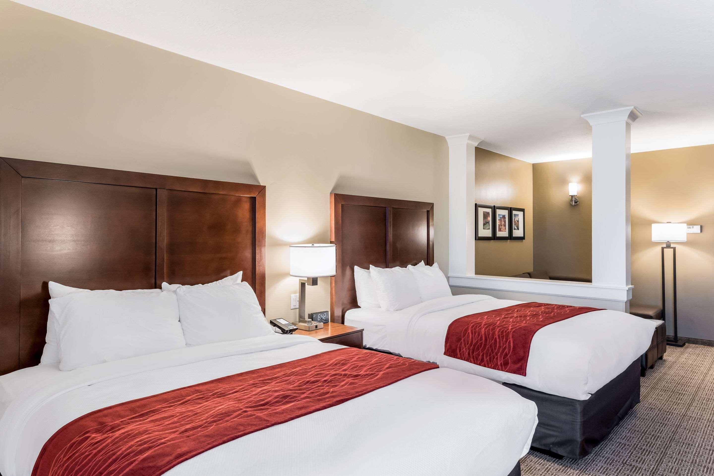 Comfort Inn & Suites Zion Park Area Харрикейн Экстерьер фото
